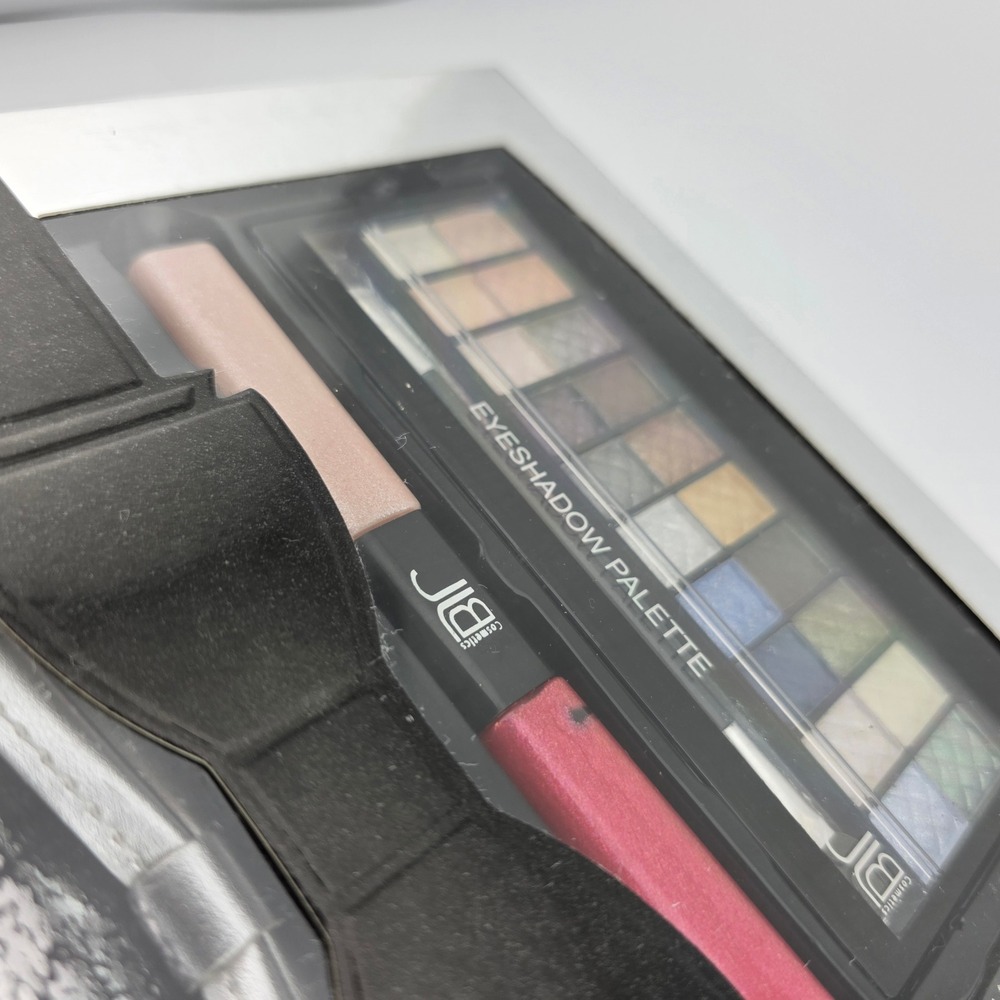 JLB Cosmetics First Class Beauty‎ Collection Gift Set Brand New Boxed - Picture 7 of 8